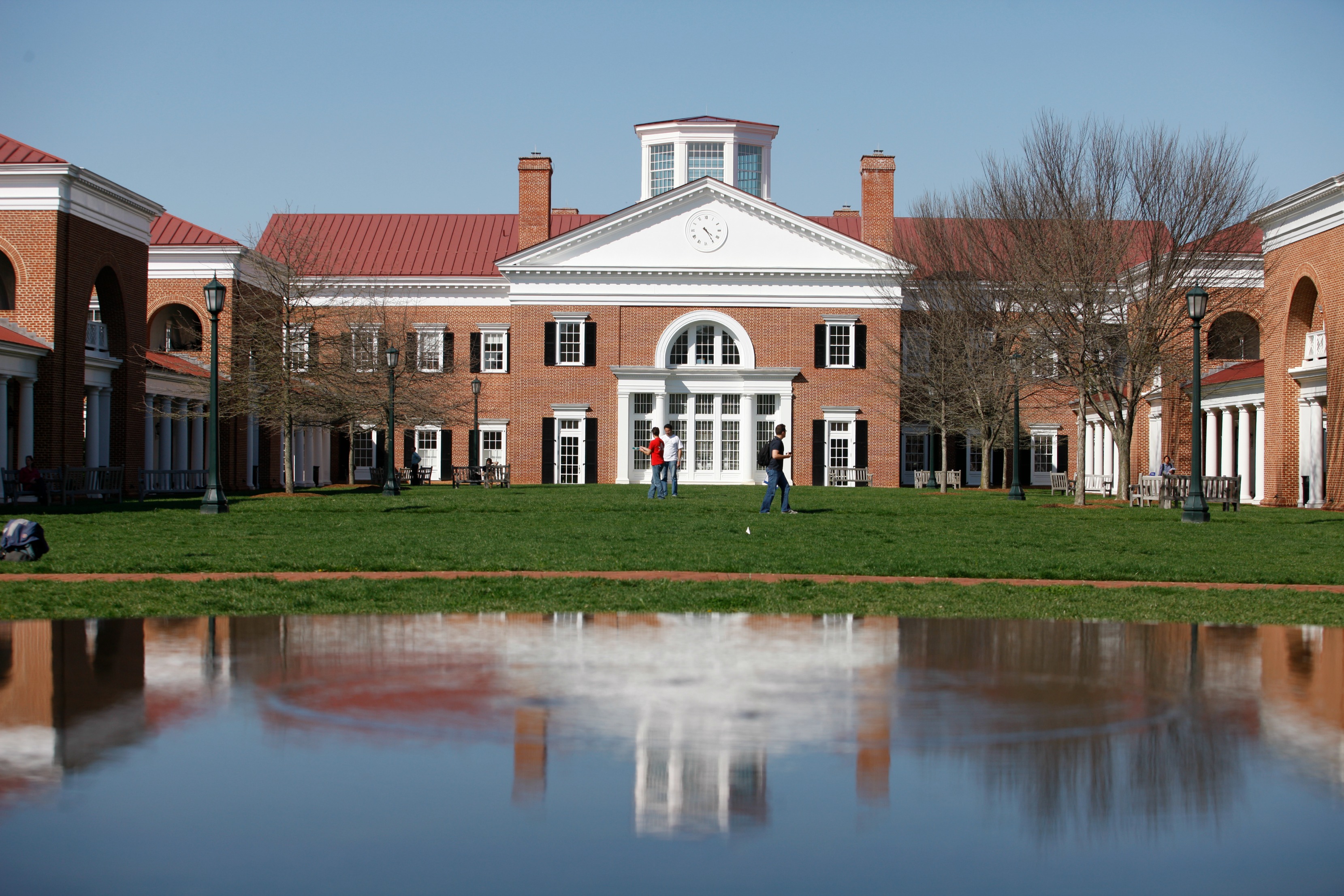 dean-scott-beardsley-discusses-darden-with-poets-quants