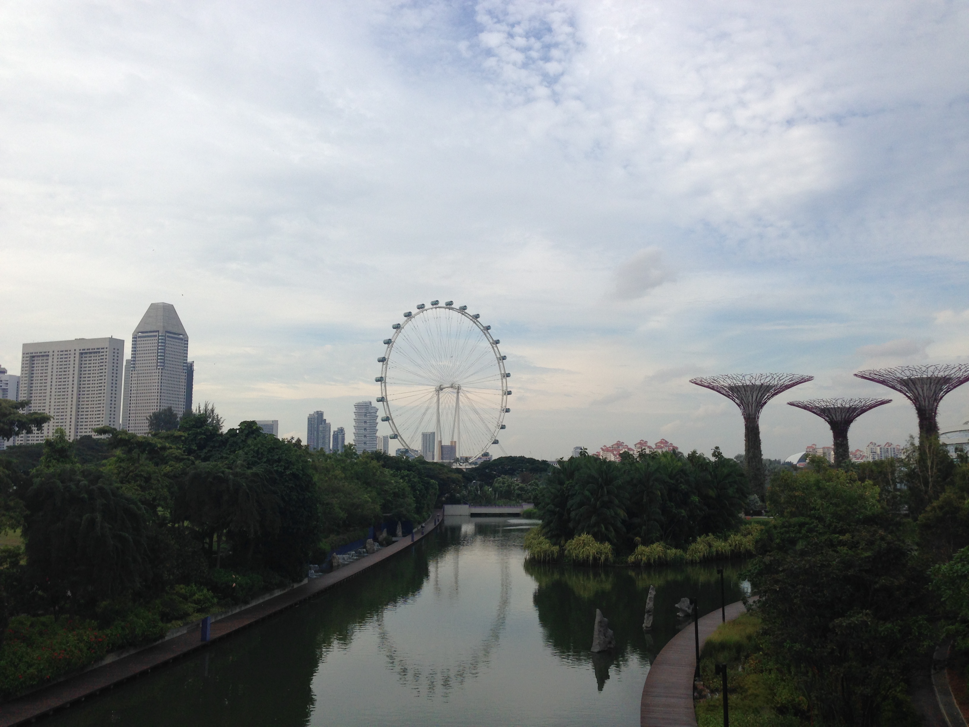 Singapore skyline including the Singapore Flyer, the world’s second highest Ferris wheel
